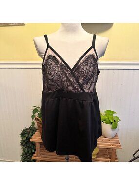 Torrid 1X cami Tank top black knit lace overlay surplice bust adjustable straps